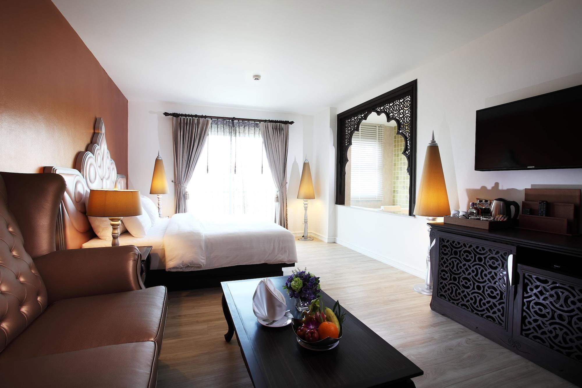 Chillax Resort - Sha Extra Plus Бангкок Экстерьер фото