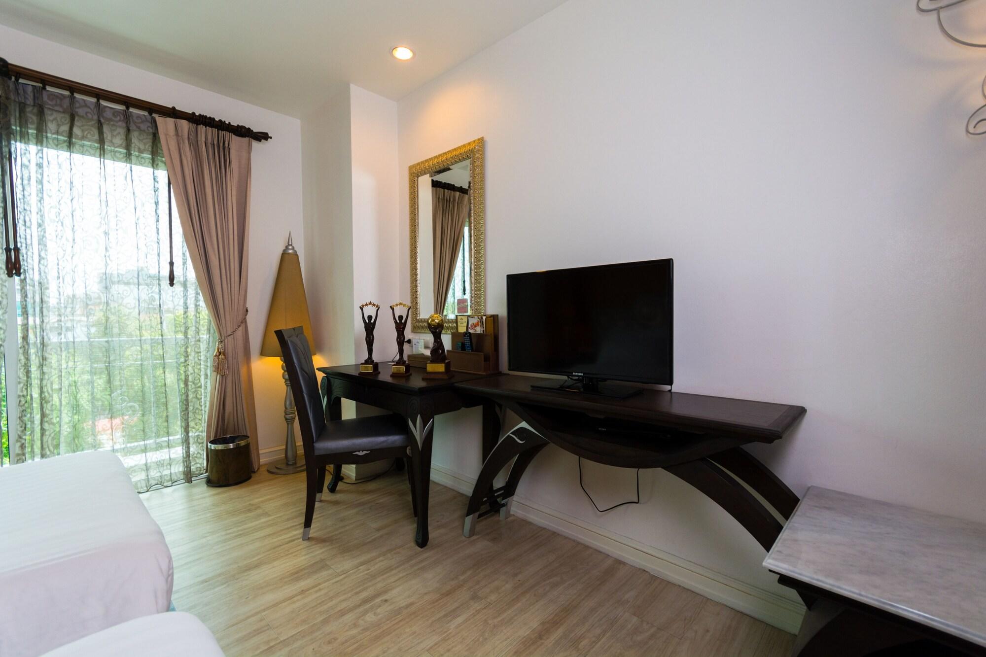 Chillax Resort Бангкок Экстерьер фото