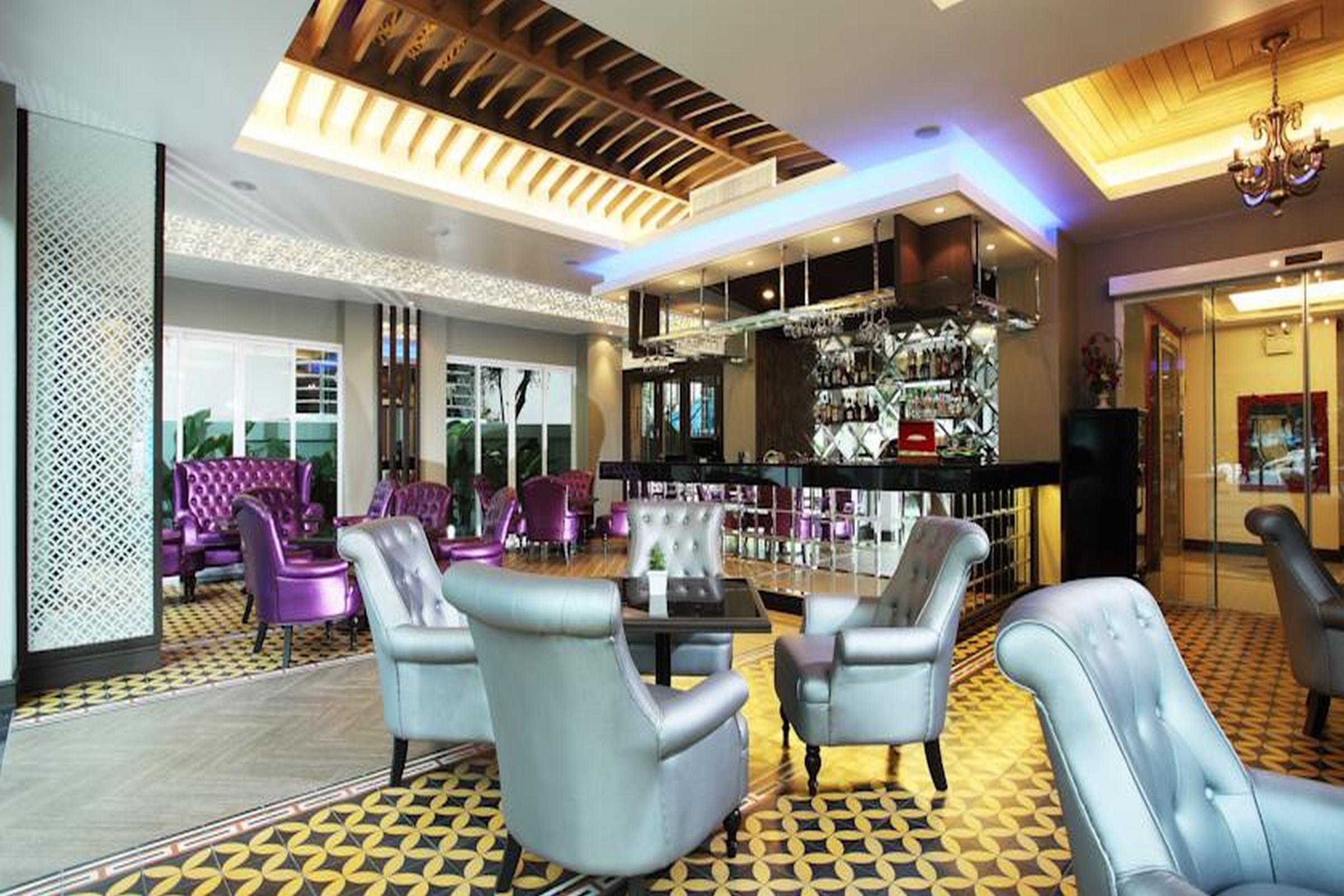 Chillax Resort Бангкок Экстерьер фото